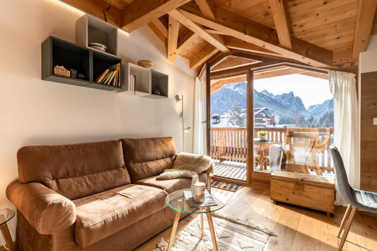 Casa Flora Lägenhet Toblach Exteriör bild