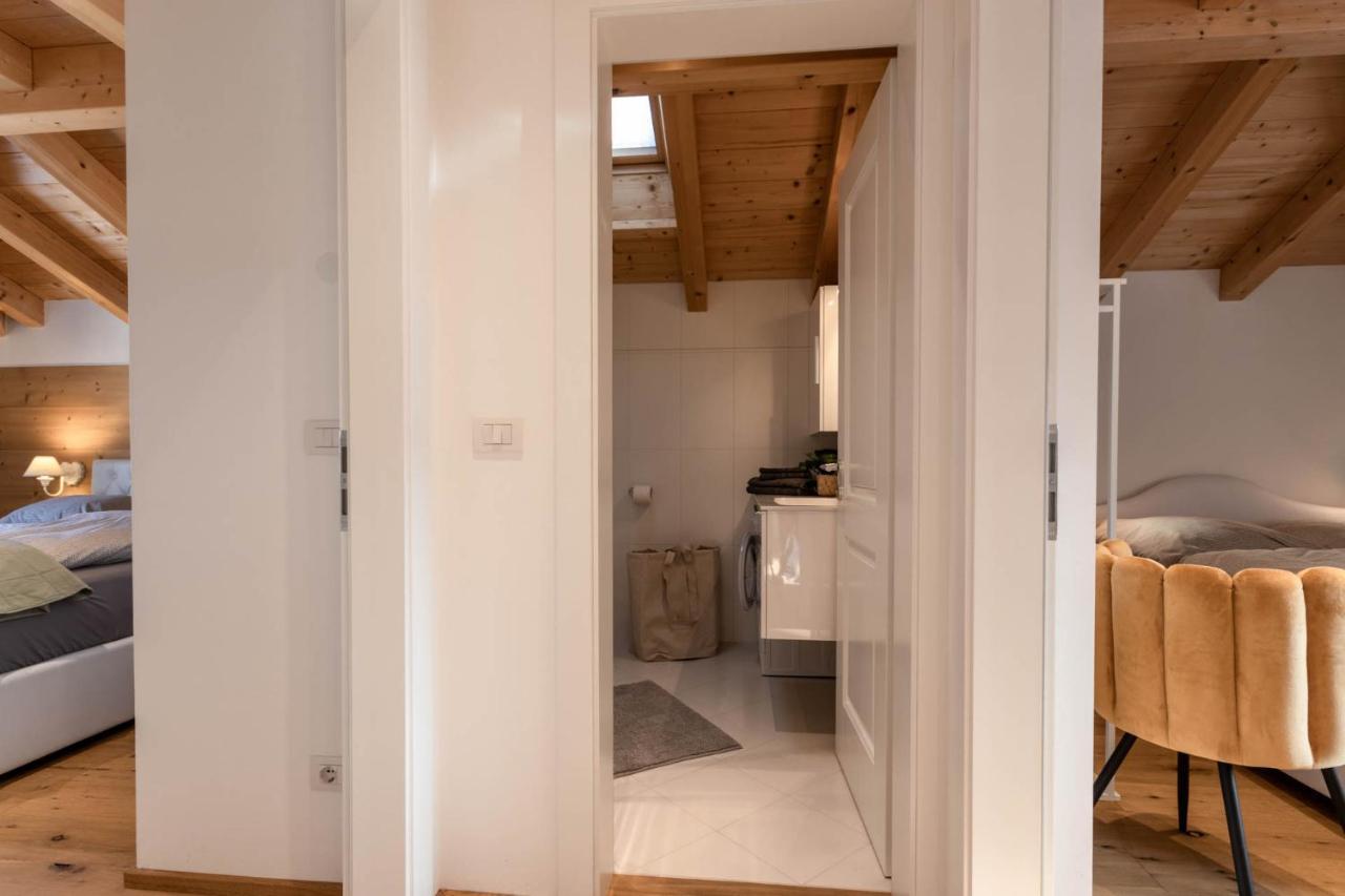 Casa Flora Lägenhet Toblach Exteriör bild